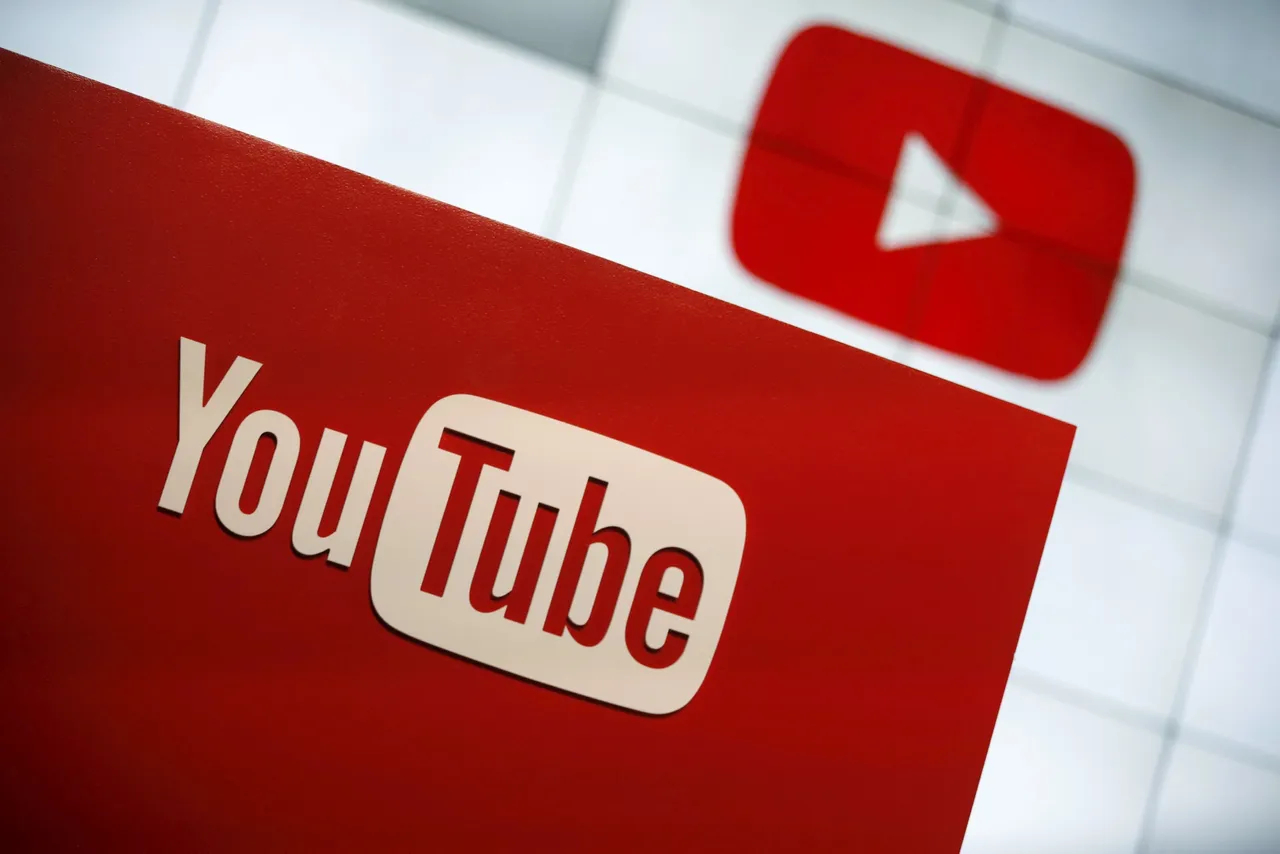 YouTube signs music deals with Universal and Sony