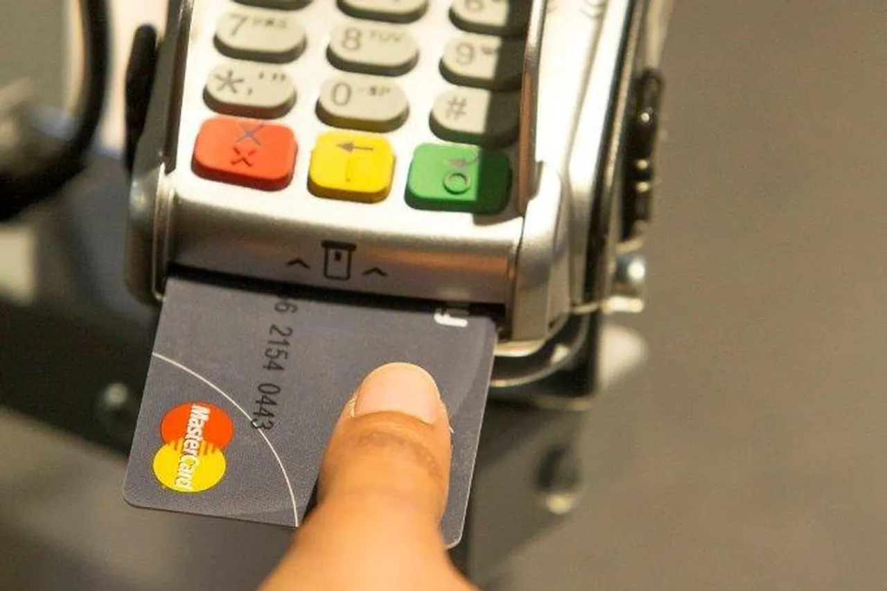 CIOL Mastercard’s new credit card has an in-built fingerprint scanner