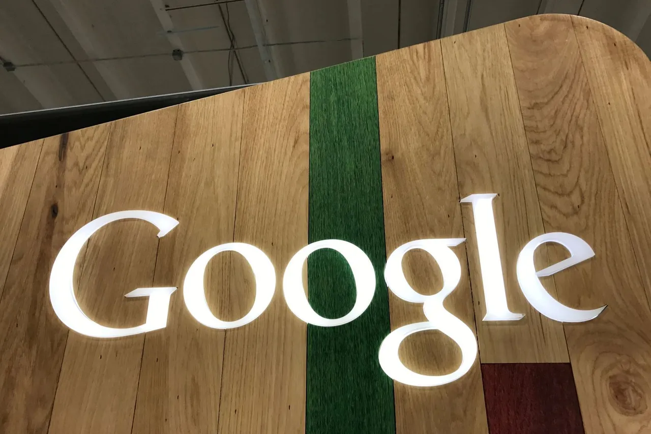 Google announces the rollout of mobile-first indexing