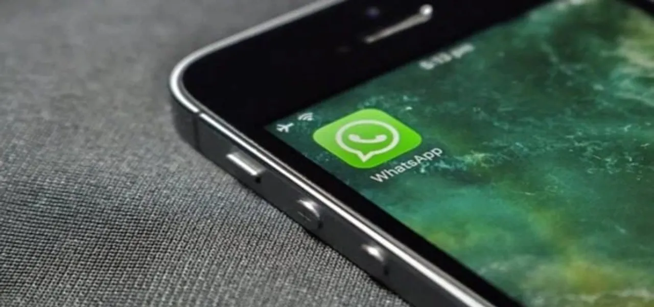 WhatsApp working on a new Archive mode to keep chats archived forever
