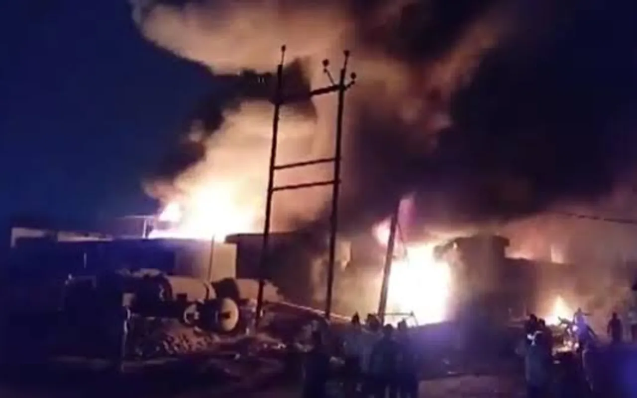 Fierce Fire at scrap godown near NH 48 in Ankleshwar, 5 fire tenders douse flames