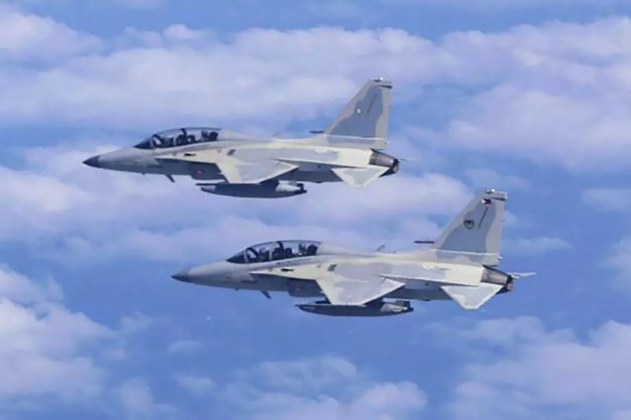 Philippine fighter jet goes missing during mission against rebels