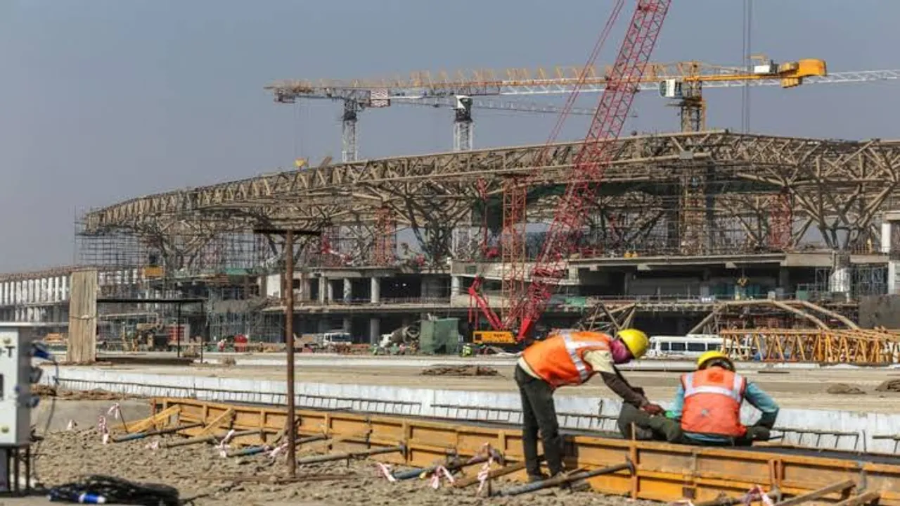 Adani’s $2 Billion New Mumbai Airport draws IndiGo, SpiceJet
