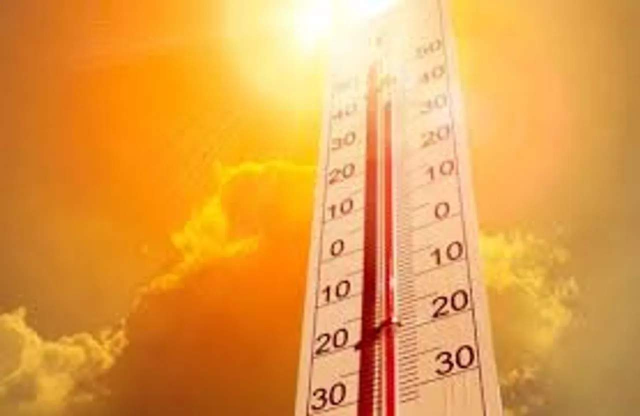 Heatwave conditions to prevail in Gujarat during Holi, Ahmedabad crosses 40°C