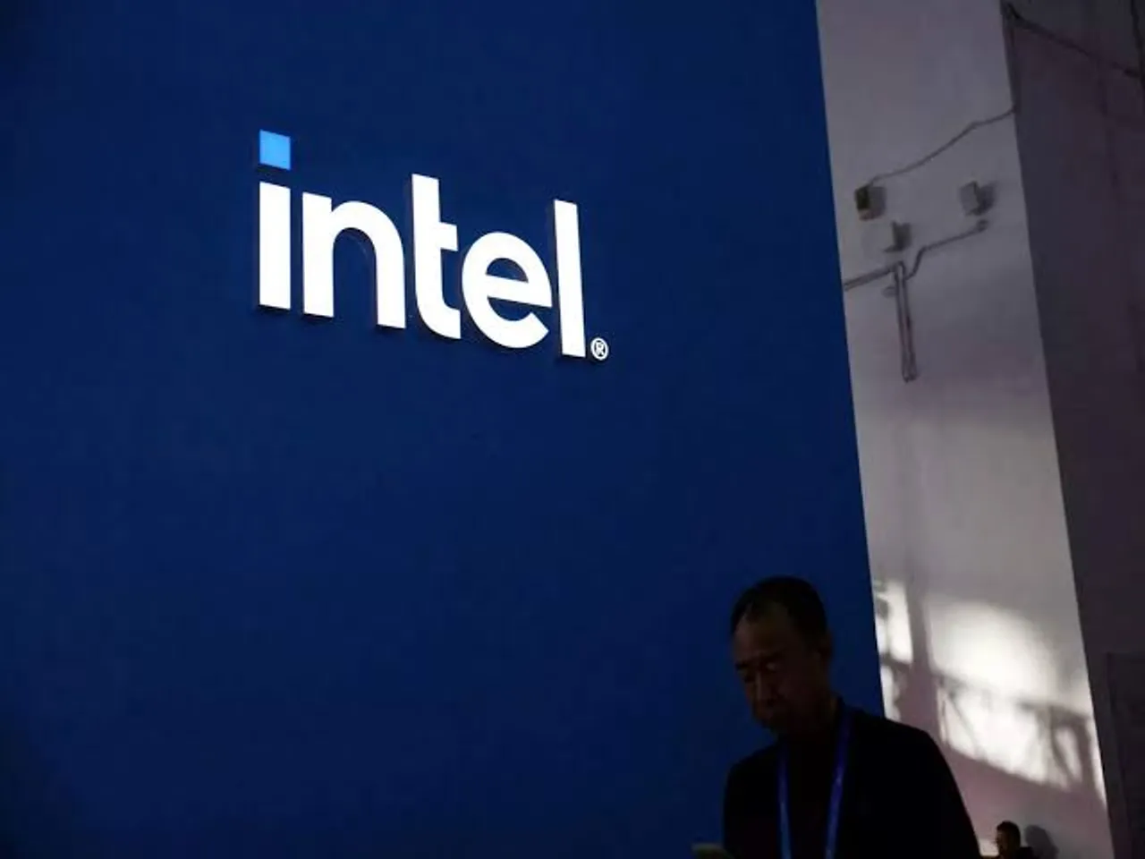 Gujarat govt signs partnership with Intel Corp to promote AI readiness