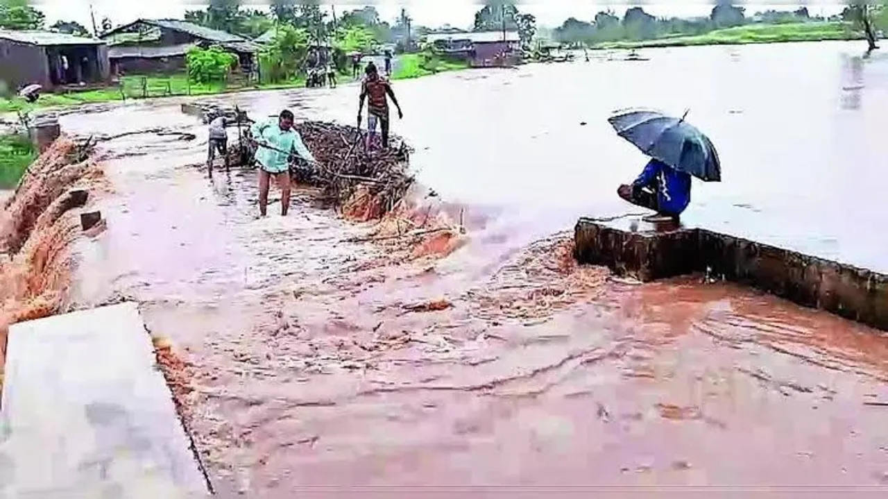 Porbandar and Dwarka flooded amid heavy rain 