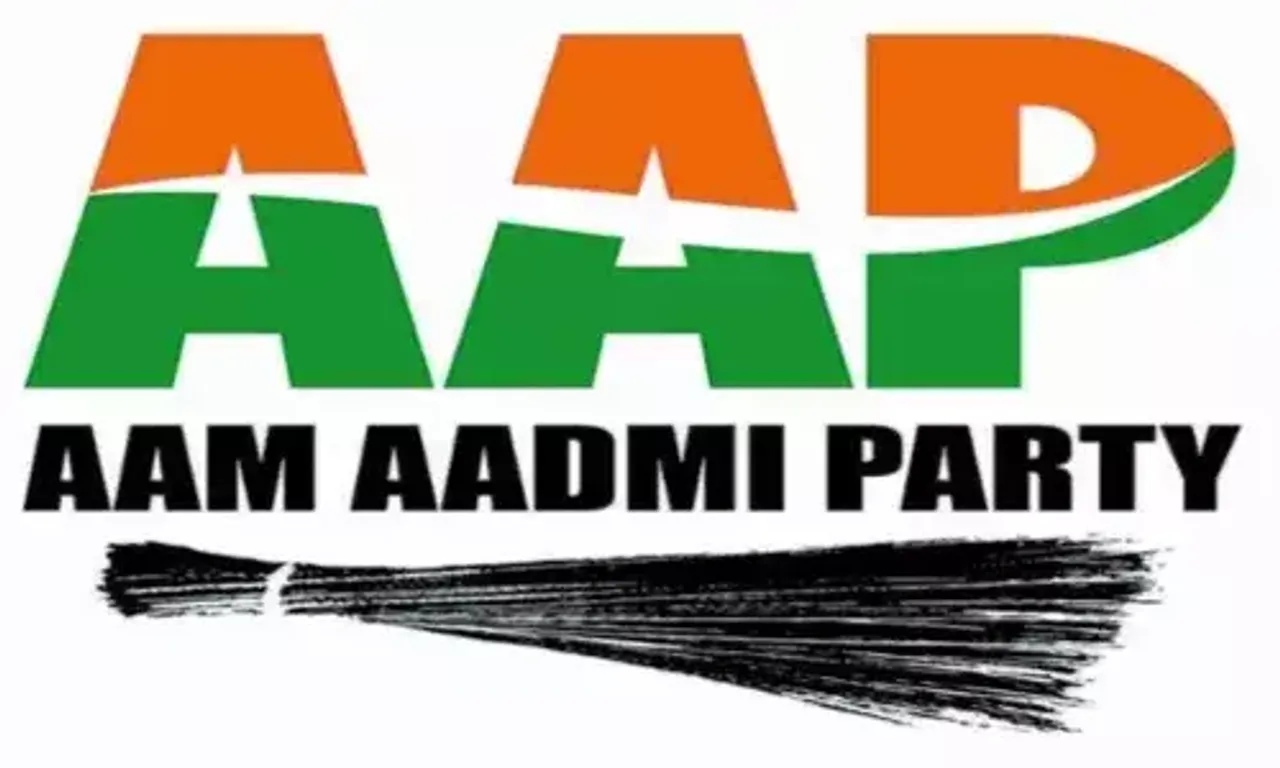 Gujarat: 150 in Anand resign from AAP's primary membership