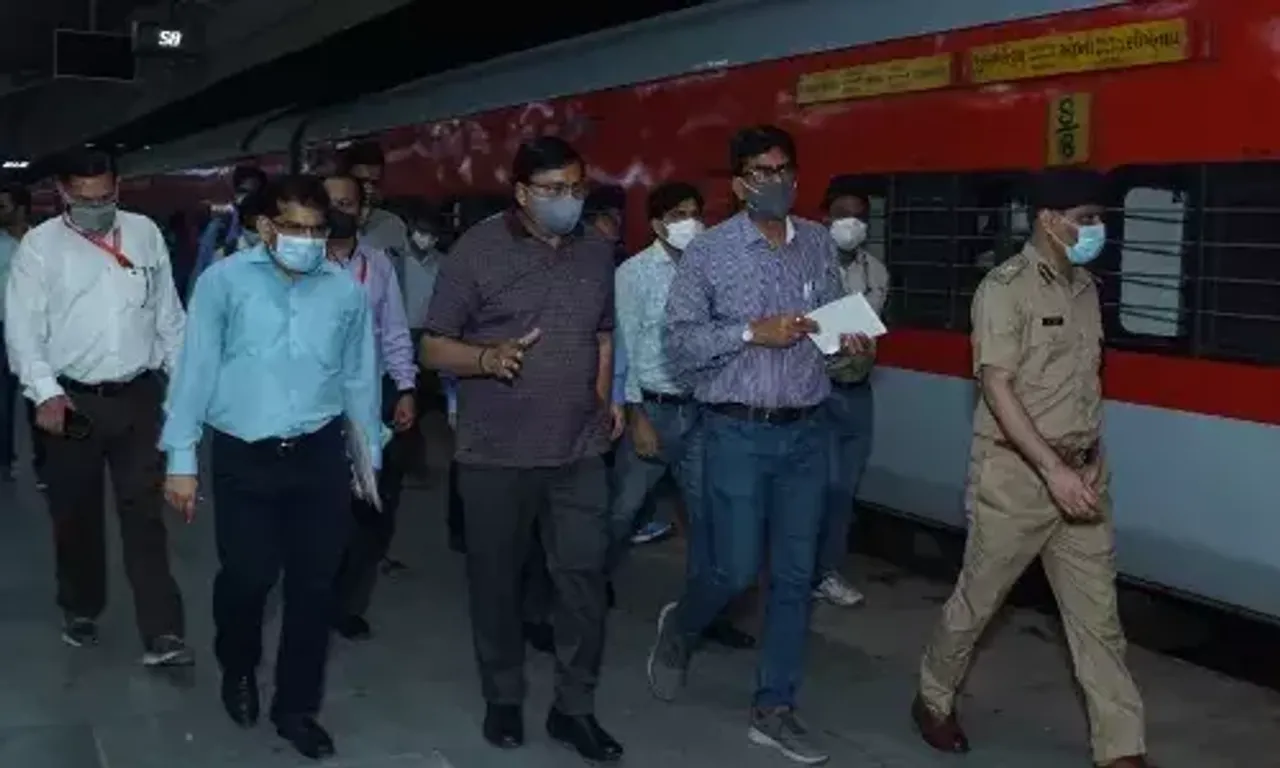 Western railway GM interacted with passengers in running train for their feedback and suggestions