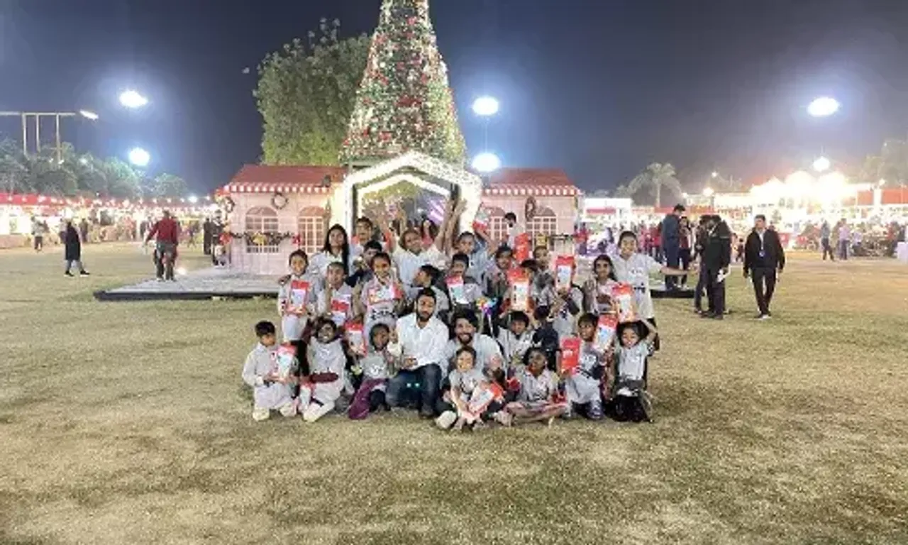 Mirchi Love makes Christmas memorable for Kids at Santa's Village!