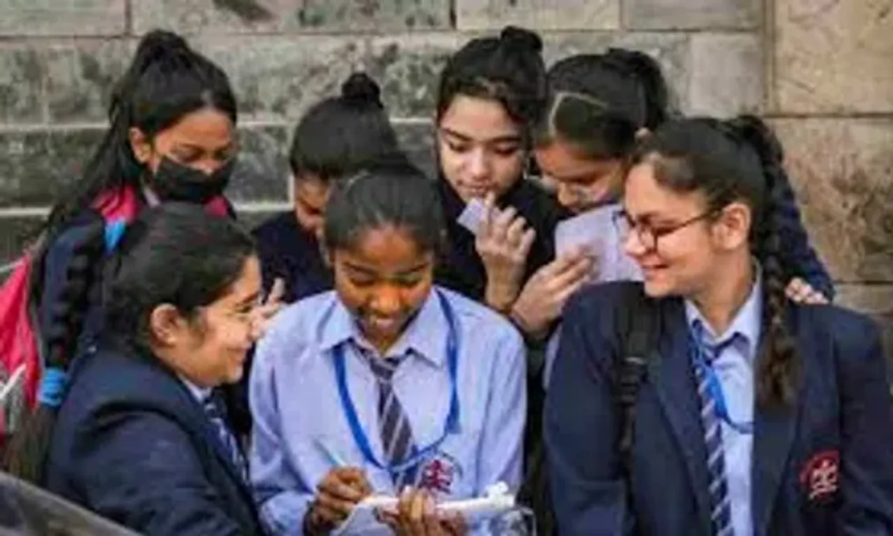 Report: CBSE new rules propose 3 languages, 7 other subjects in Class 10; 6 papers in Class 12