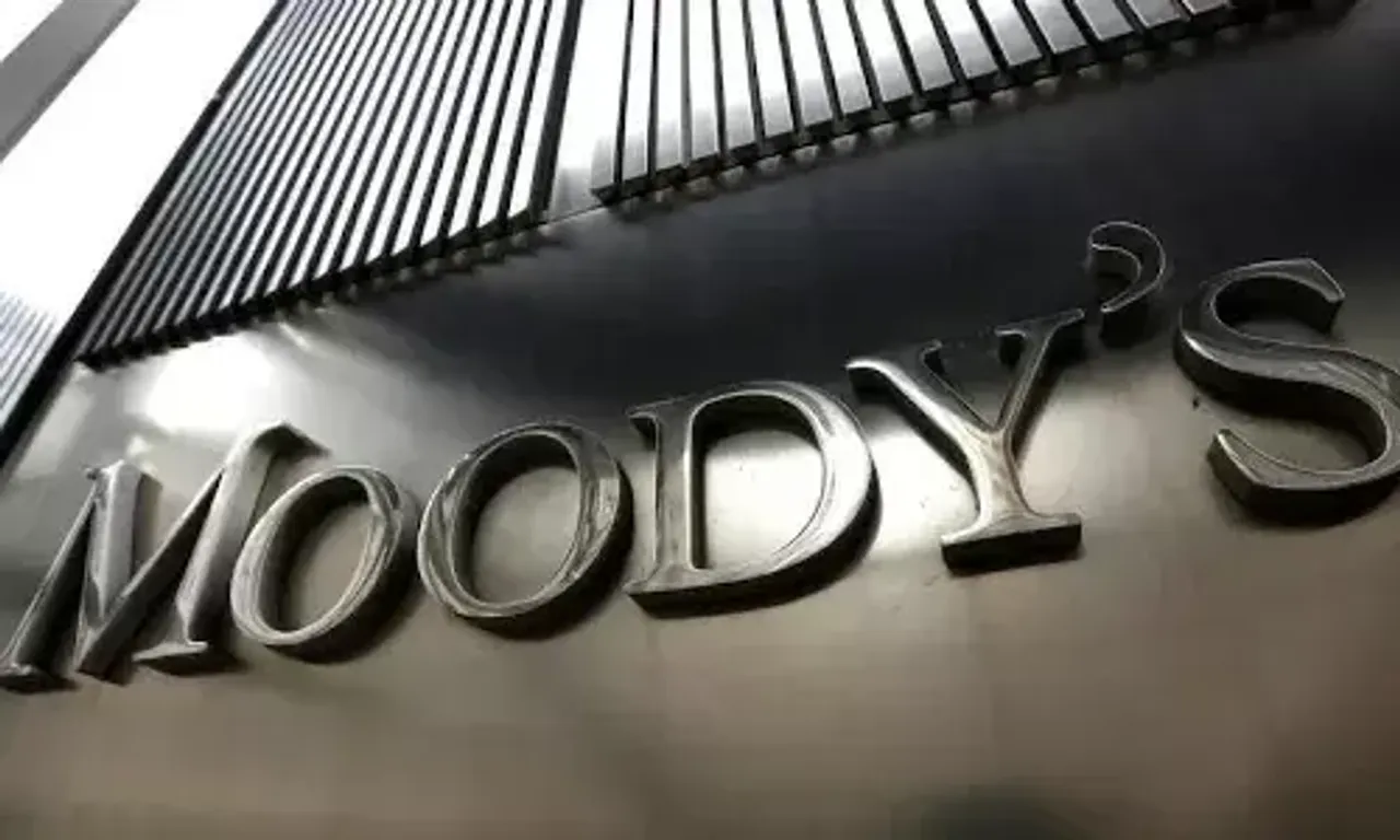 Moody's cuts India 2022 growth forecast on high oil prices to 9.1%