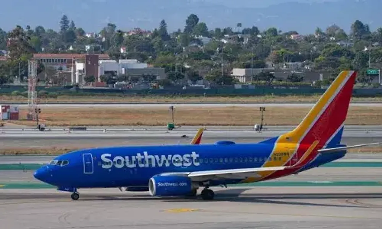 Thousands of passengers across US were stranded as Southwest Airlines faced major system outage