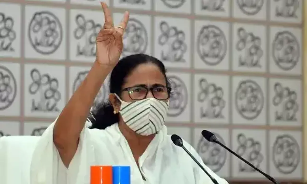 West Bengal civic poll results : Mamata's TMC wins 994 seats, leads in 456