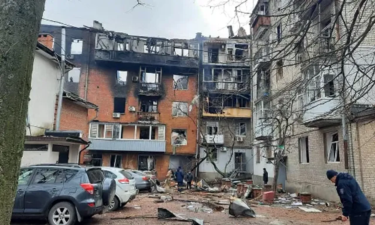 Russia strikes civilian buildings in Ukraine's Kryvyi Rih, several feared to be wounded and trapped under rubble