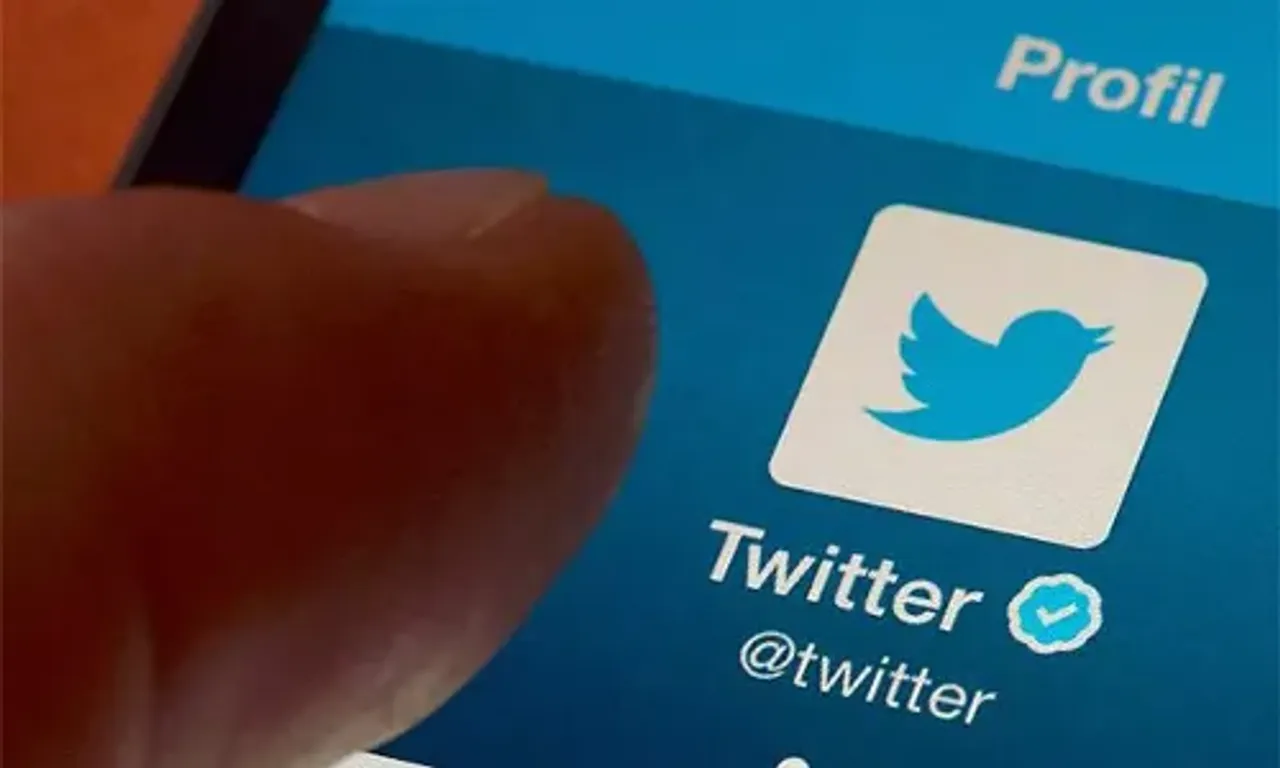 Without consent, Twitter prohibits the sharing of photos and videos of private individuals