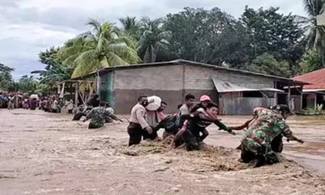 5 dead, 2 missing after seasonal floods hit village in eastern China