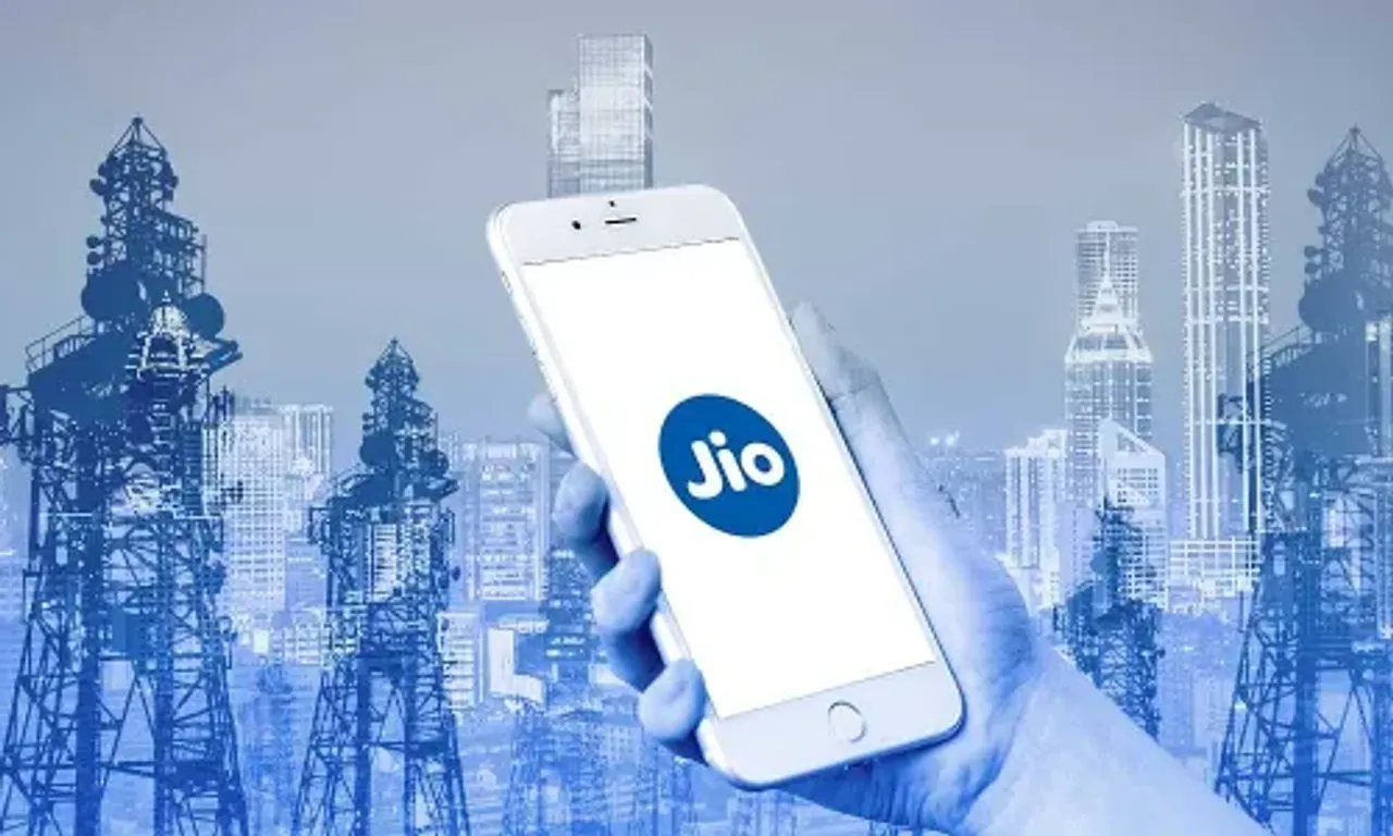 Jio tops 4G chart with 20.7 mbps download speed in May: Trai