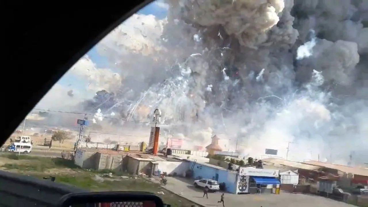 36 killed in Mexico fireworks market blast