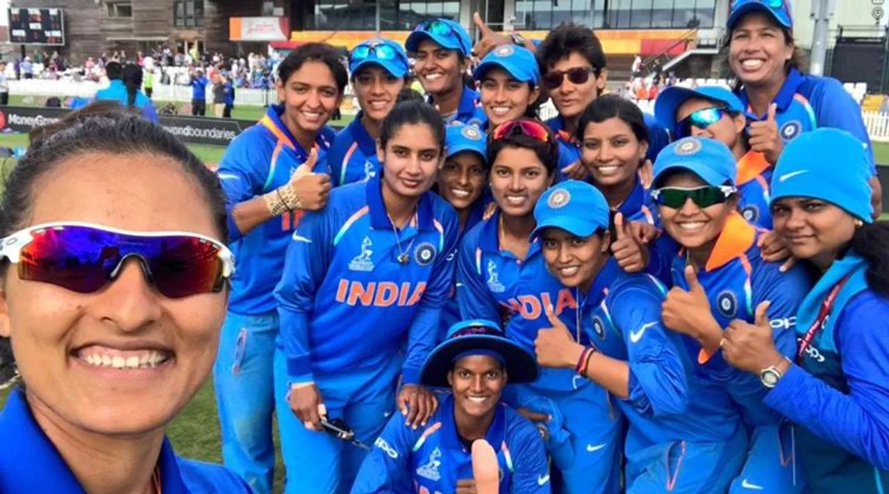 BCCI Announced 50 lakhs reward to Women Cricket Team