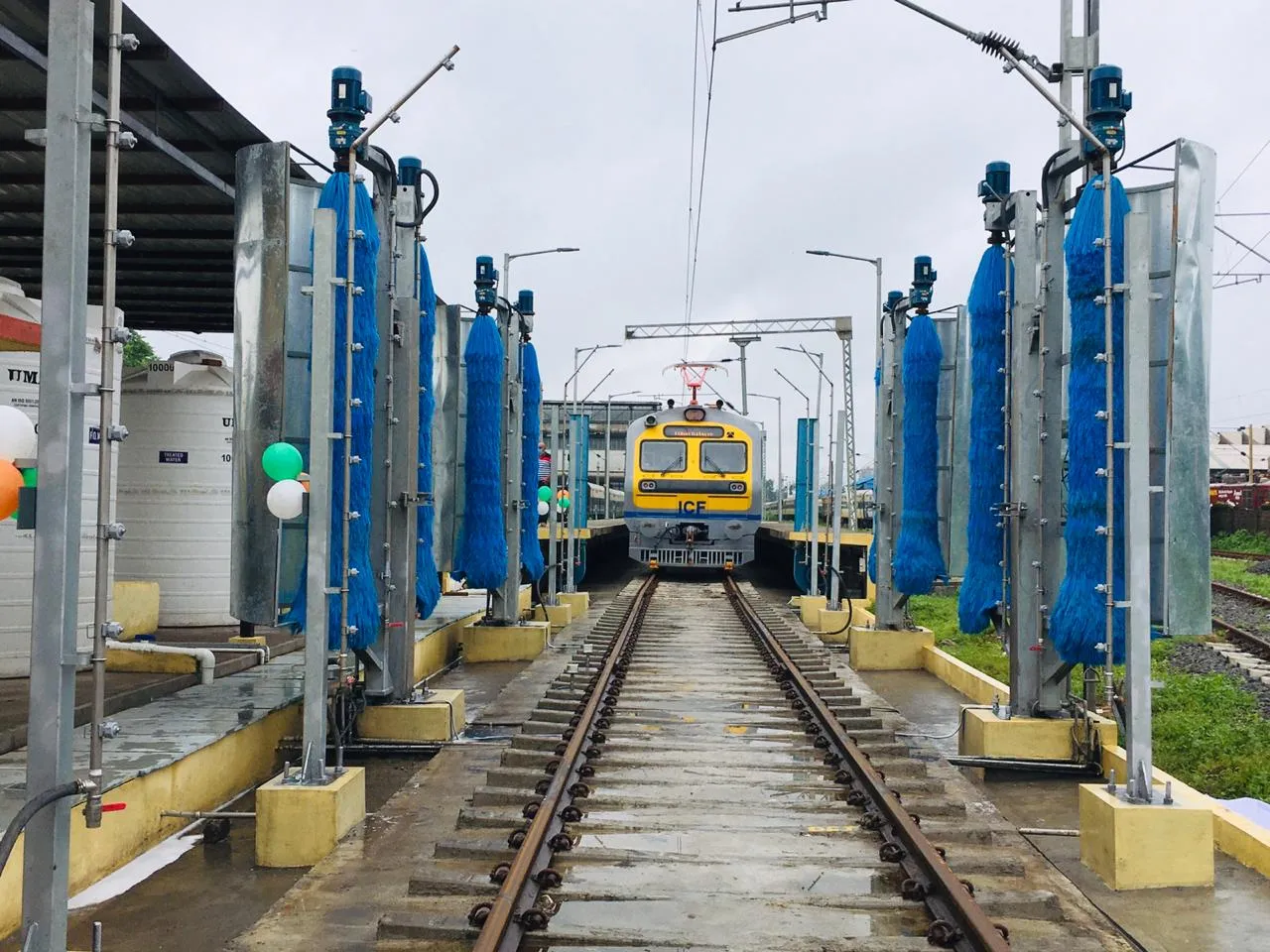 Automatic Coach Washing Plant at the MEMU Carshed starts in Vadodara