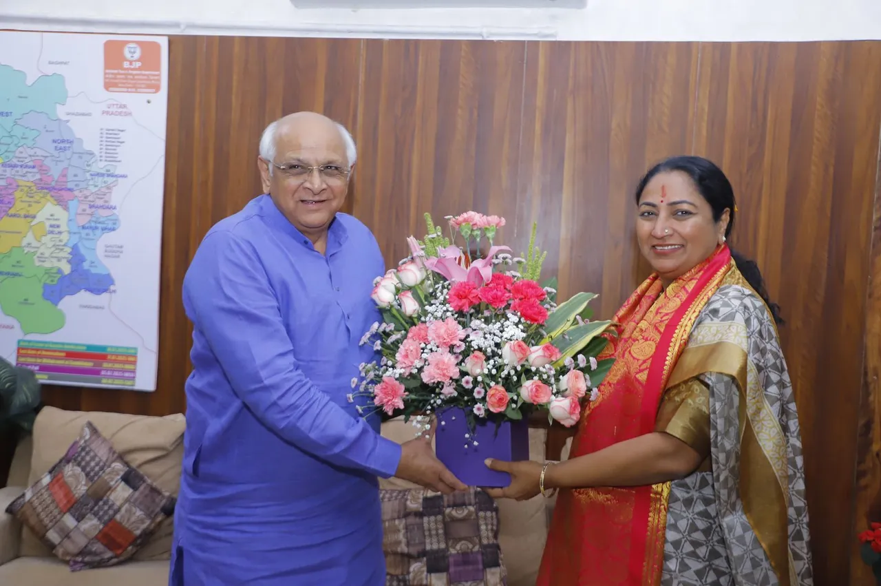 Bhupendra Patel Meat Rekha Gupta