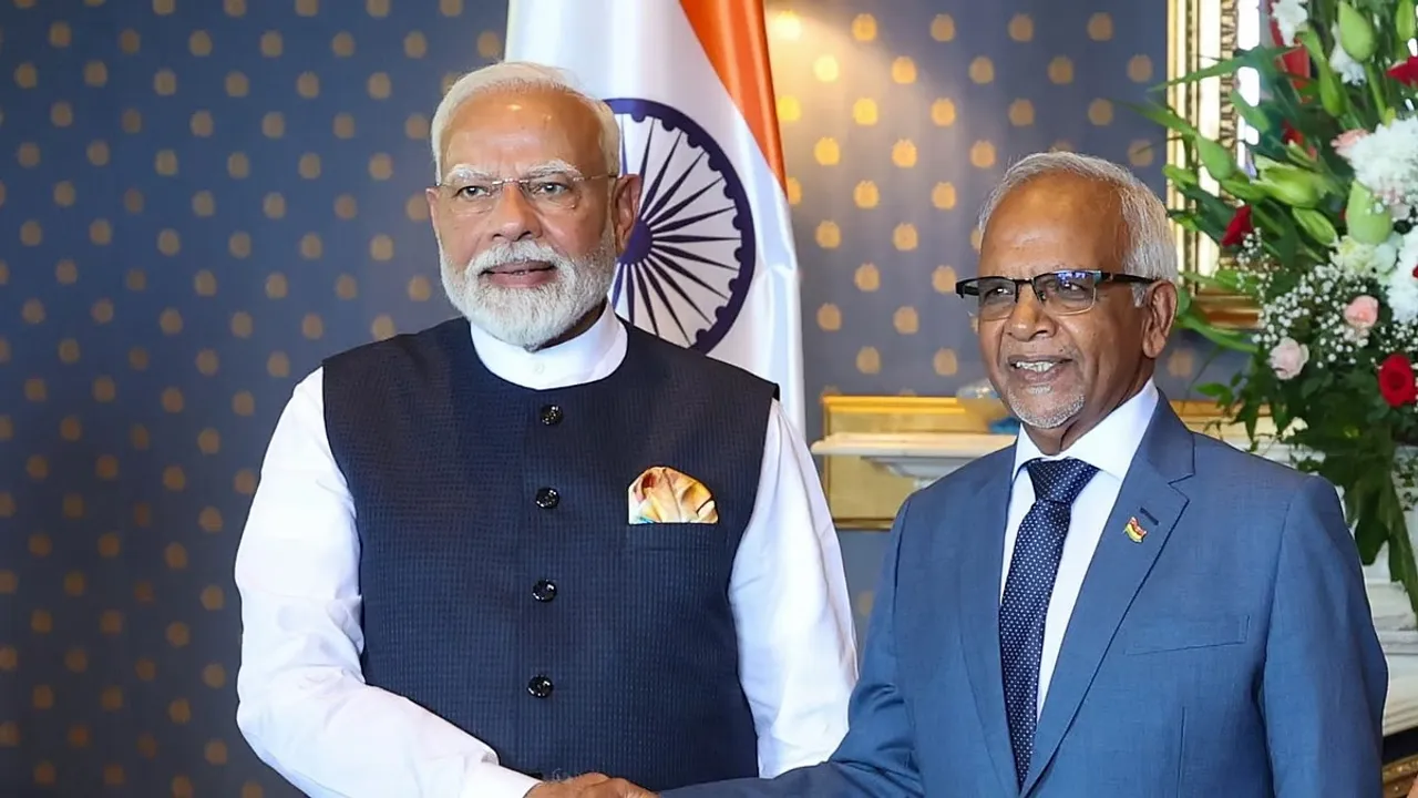 pm modi gifat