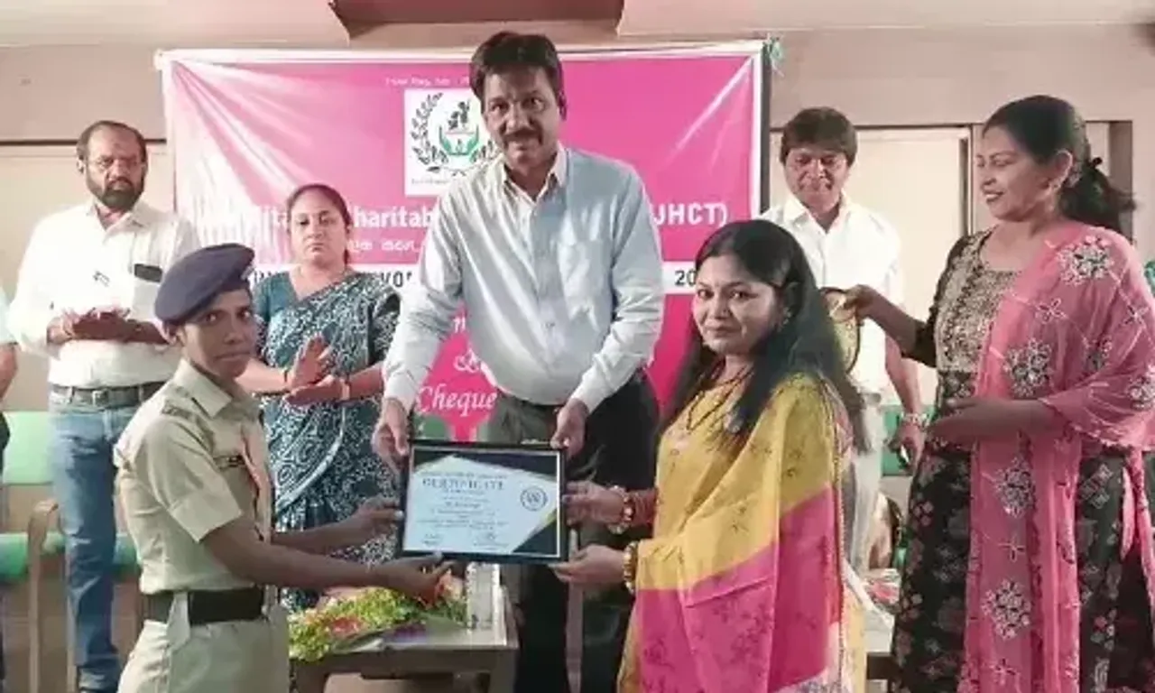 ભરૂચ : જન હિતાર્થ ચેરીટેબલ ટ્રસ્ટ દ્વારા વિશ્વ મહિલા દિવસ નિમિત્તે સુપર વુમન્સ એવોર્ડ-સ્કોલરશીપનું વિતરણ કરાયું...