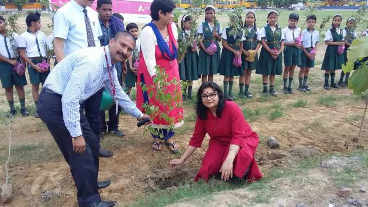 Axis Bank's #RootForPlanet Initiative Plants Record Number of Saplings