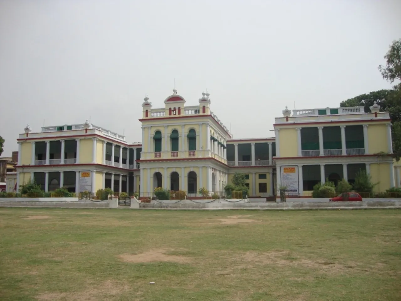 पटना कॉलेज: गौरवशाली इतिहास के सहारे चल रहा एक खास्ता हाल कॉलेज