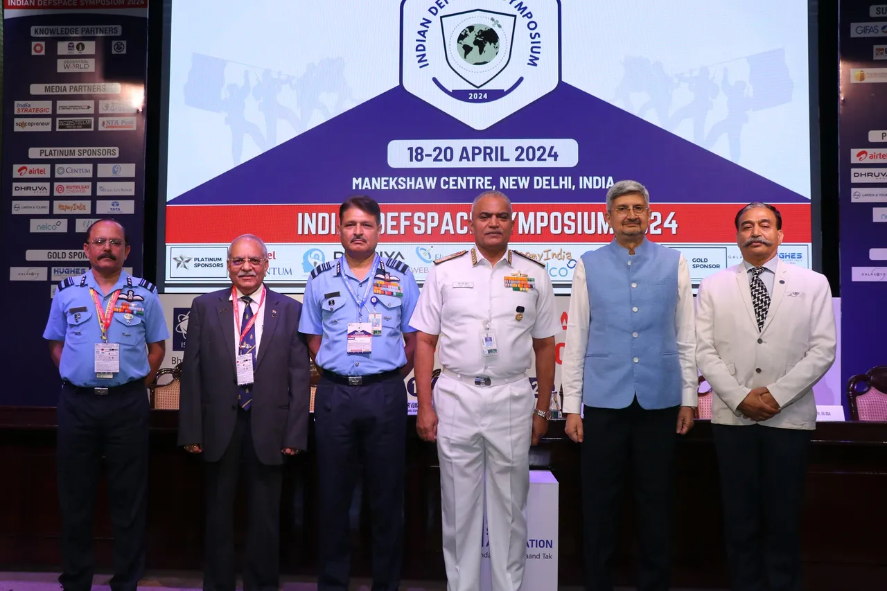 Pic 1- Inaugural session at the Indian DefSpace Symposium 2024 organized by Indian Space Association.JPG