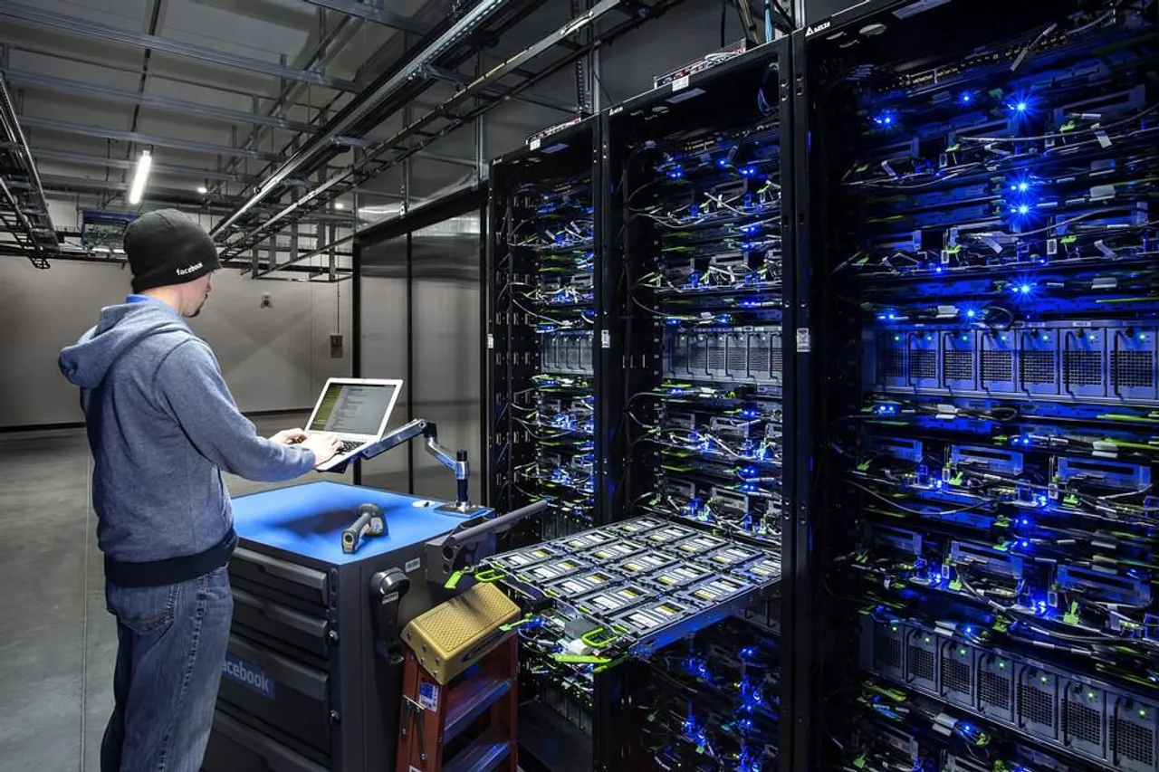 Data centers today are oppressed with complexities and costs: Raritan