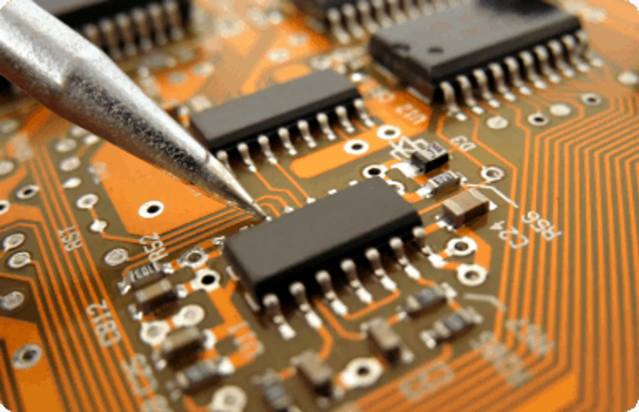 How much is India's semiconductor market worth now, and what will it be in 5 years?