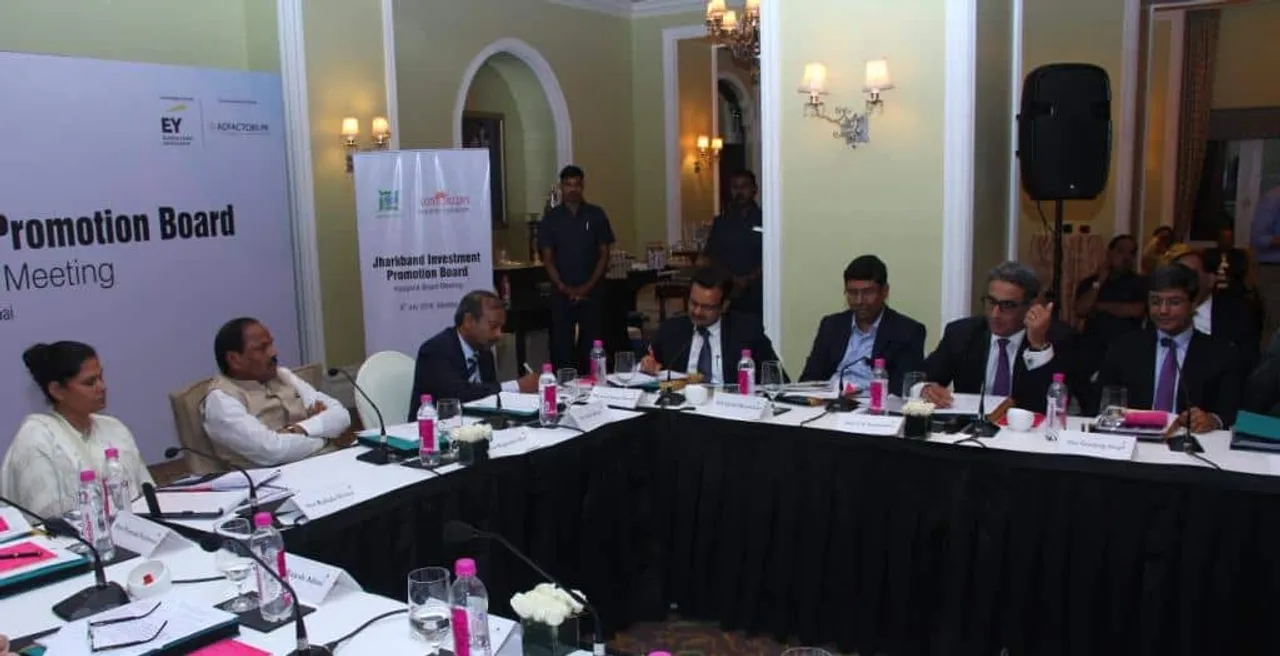 Jharkhand Investment Promotion Boards inaugural board meeting took place in Mumbai on th July under the chairmanship of Shri Raghubar Das Honble Chief Minister of Jharkhand