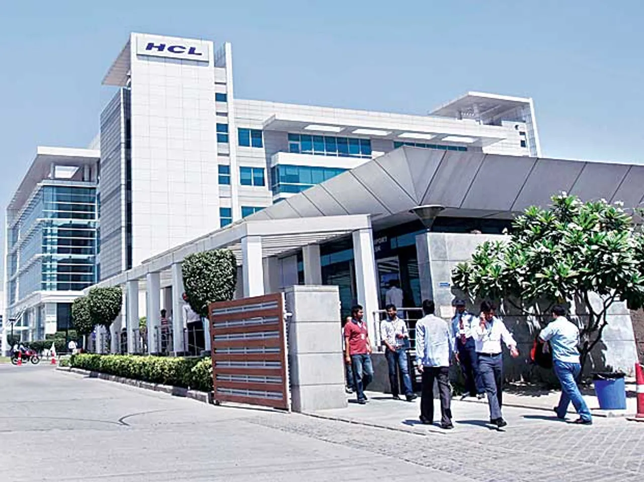 HCL renews transformational IT engagement with Singapore Exchange