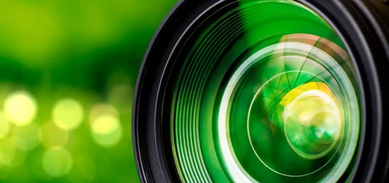 Will Nikon, Fujifilm and Canon Take-up the Dangling Camera Market