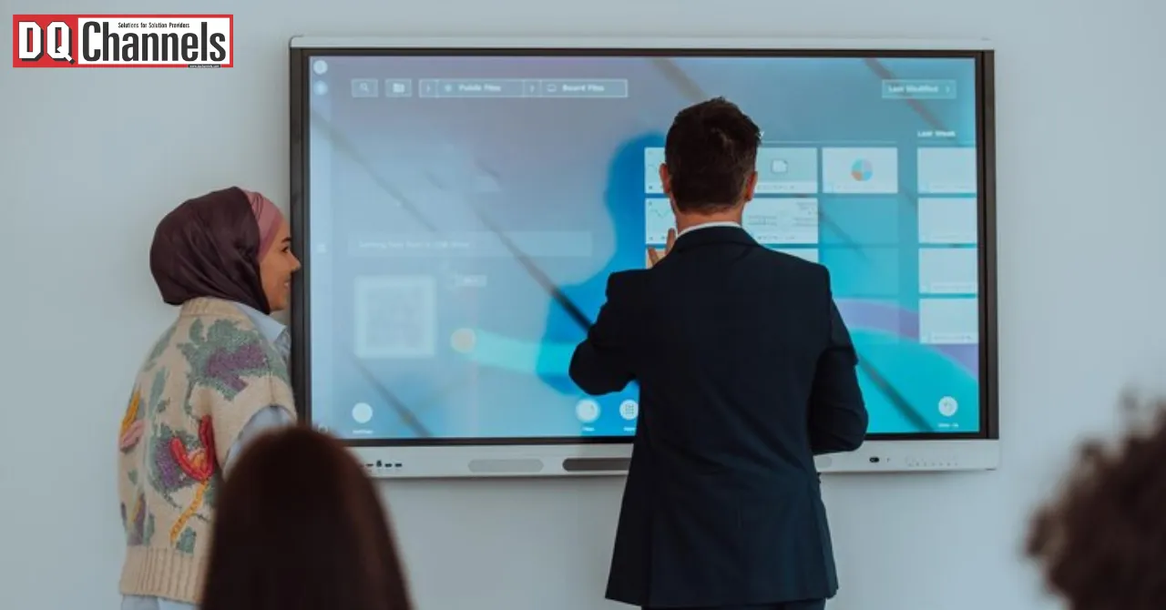MAXHUB Showcased AI-Enabled V7 Series and U3 Series at CMDA IT Expo