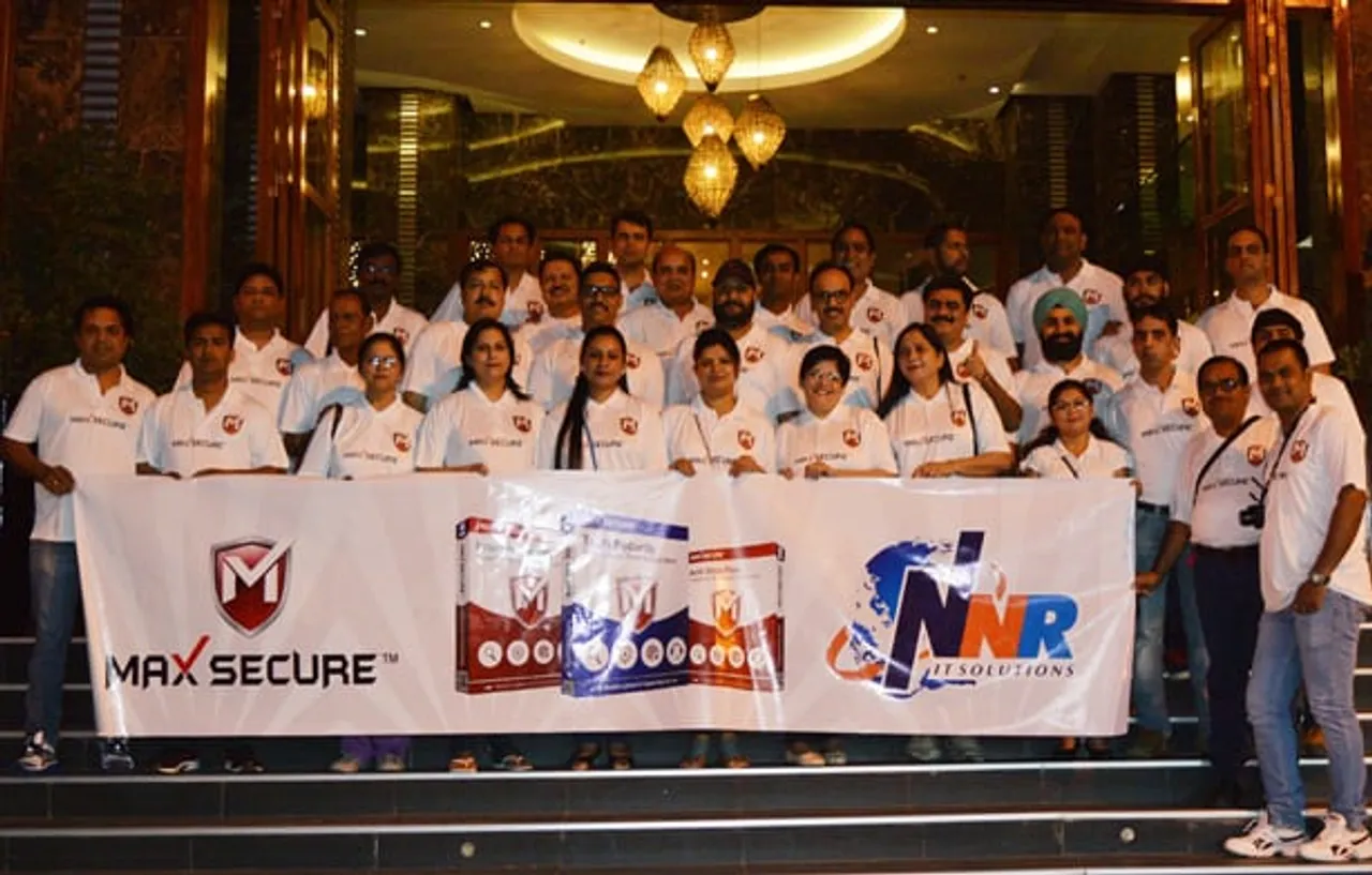 NNR IT with its partners in Bangkok resized
