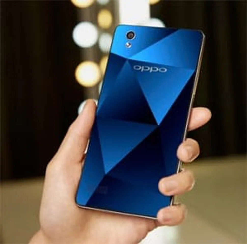 OPPO introduces Diamond-finished Mirror 5 in India