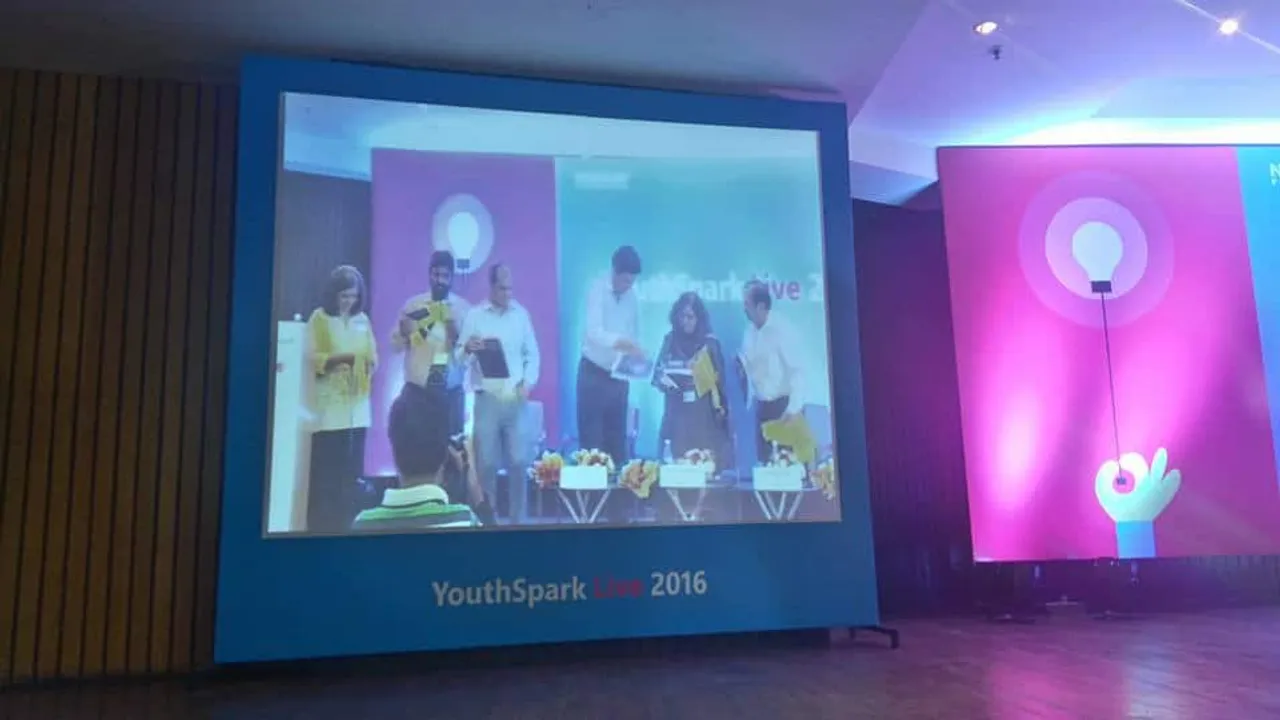 YouthSpark - Empowering Girls Through Technology - An Assessment