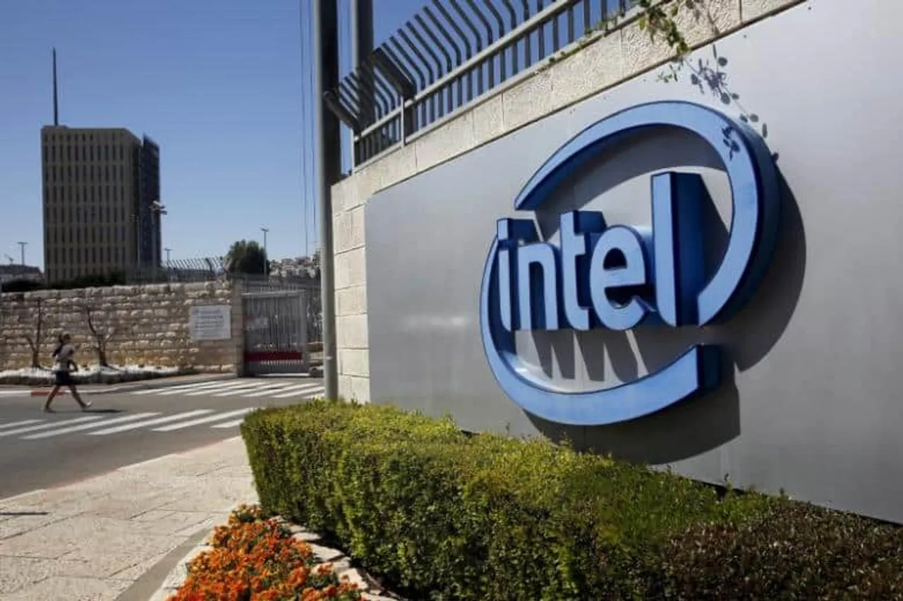 Intel to take stake in German mapping firm HERE