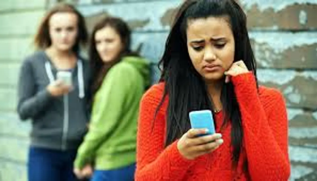 Instagram,Facebook, Teens bullied