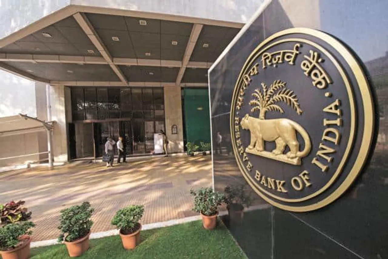 RBI May Drain Rs 1.4 Lakh Crore as Inflows Add to Excess liquidity