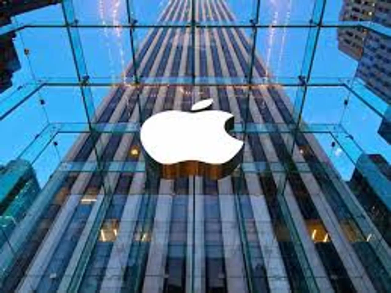 TRAI accuses Apple for 'Data Colonisation'