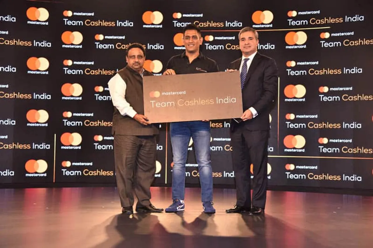 Mastercard and Mahendra Singh Dhoni Unveil Team  Cashless India