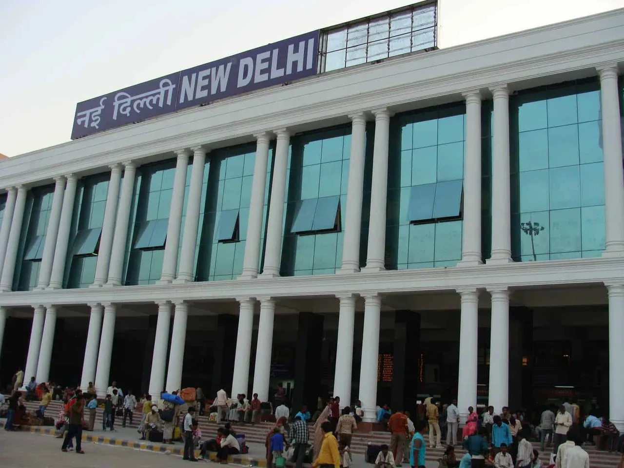 Wi-Fi service launched at New Delhi railway station