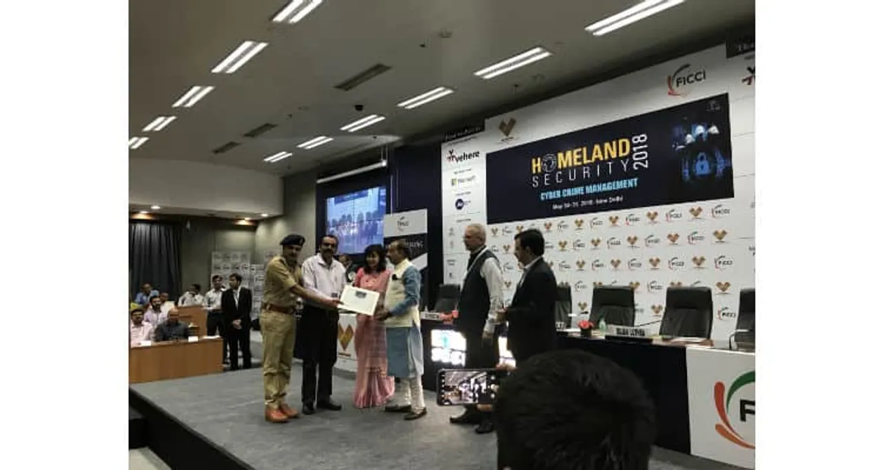 Punjab Police receive FICCI Smart Policing Award 2018 for PAIS