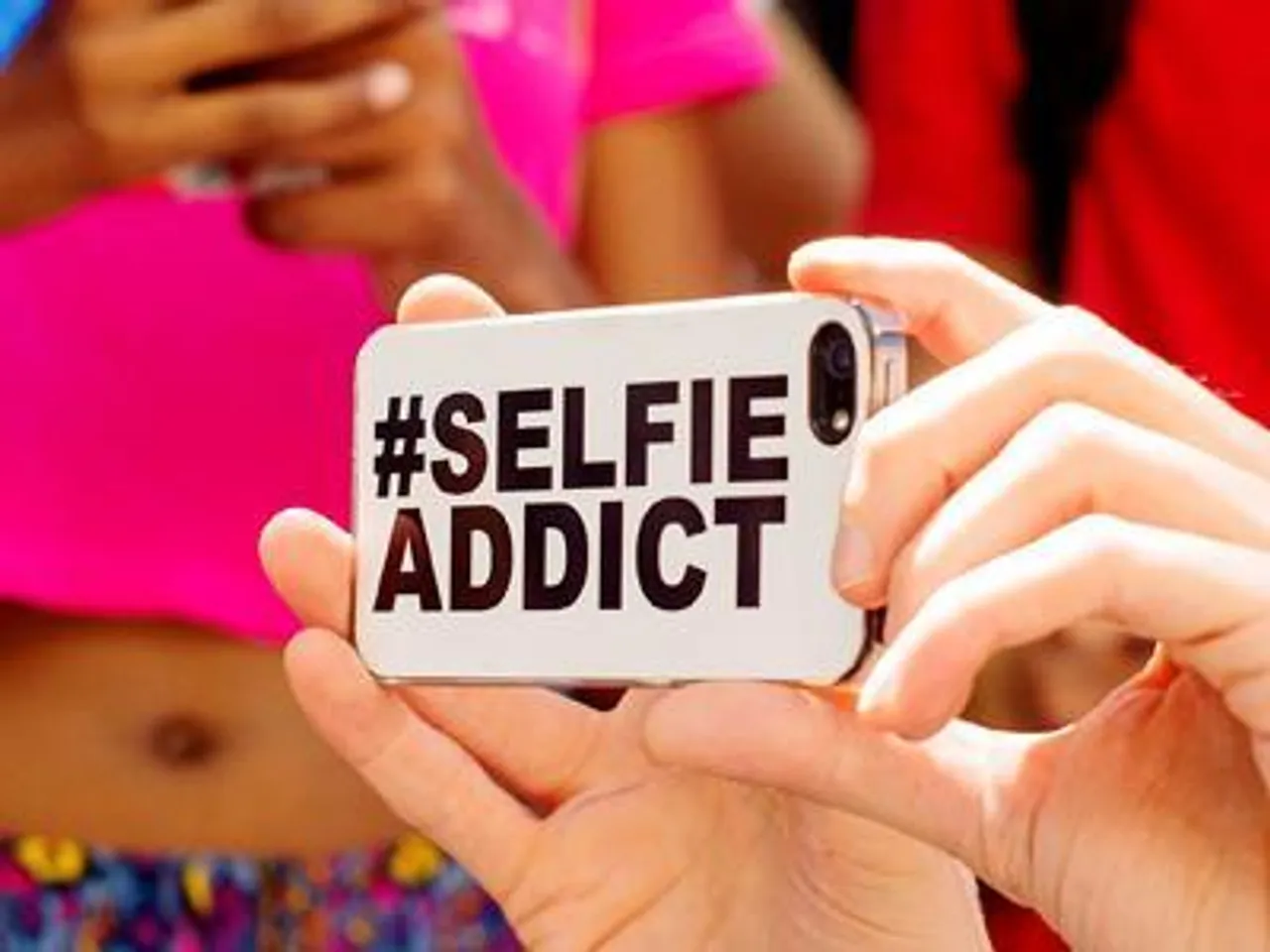 Selfie lovers, Indian Railways has a 'warning' for you