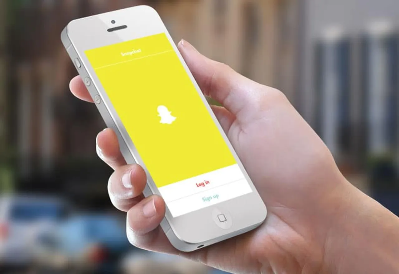 Now, chat with up to 16 people on Snapchat