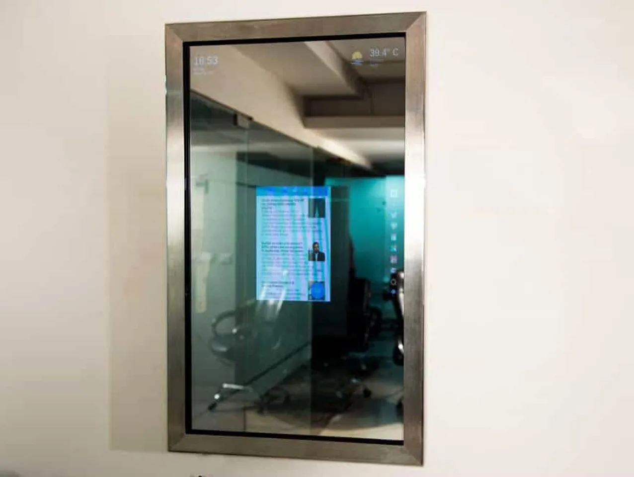 Interent Connected Smart Mirror from Nuovo