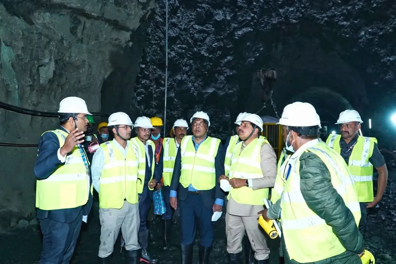 MP CM Mohan Yadav inspective underground tunnel 